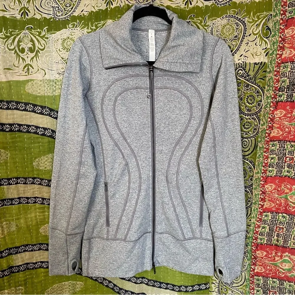 NWOT Lululemon Heathered Slate In Stride Workout Ready Jacket Size 8